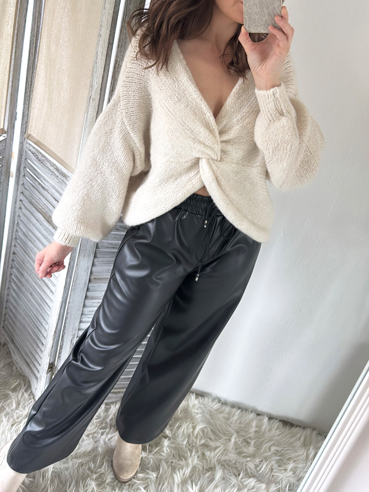 Hose Lederoptik weites Bein