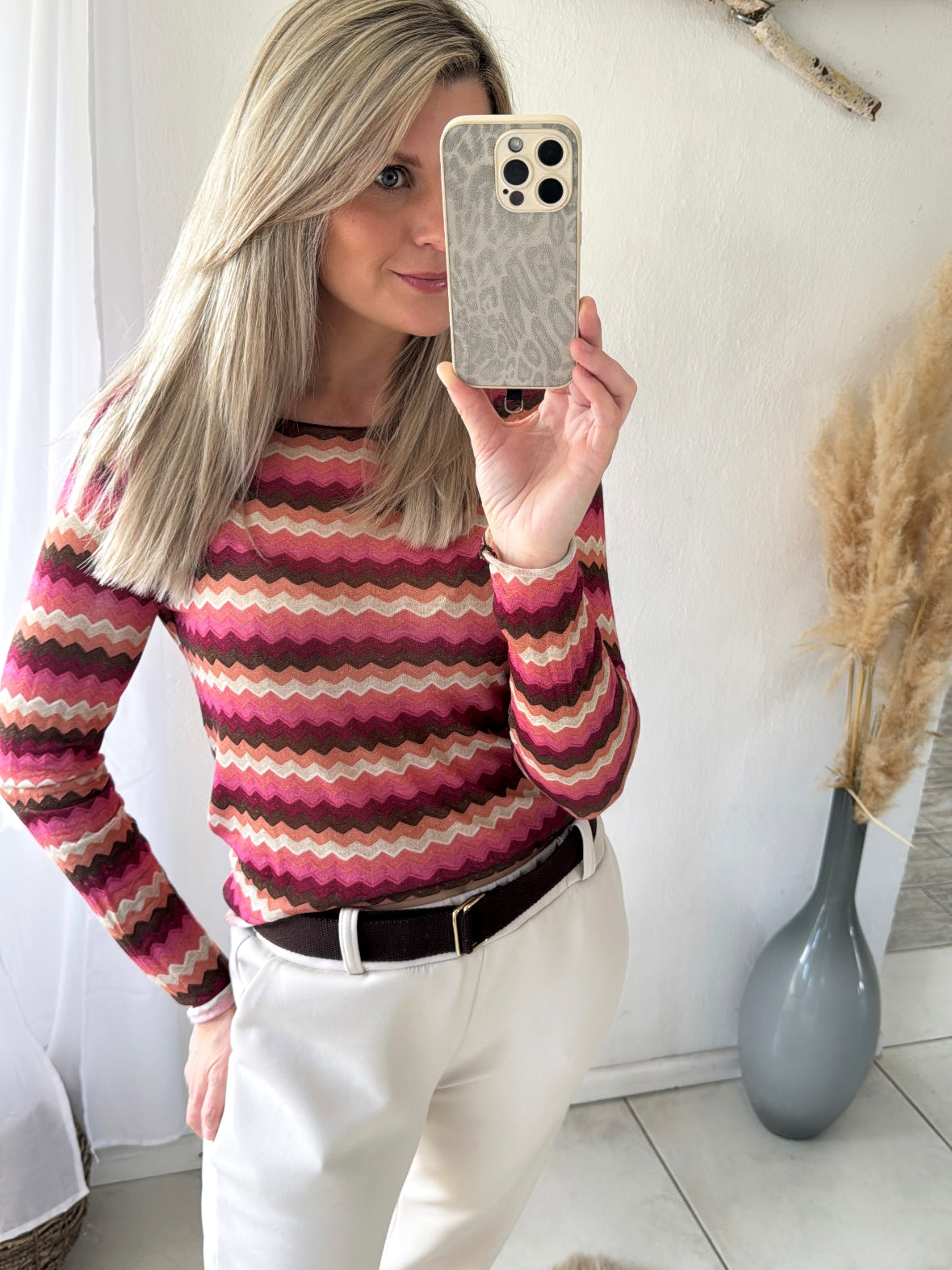 Shirt Wellenmuster