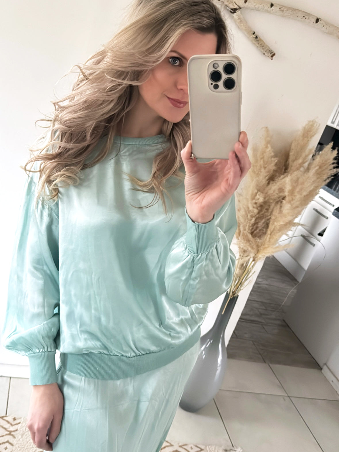 Shirt Satin-Optik mit Bündchen Gr.36-40