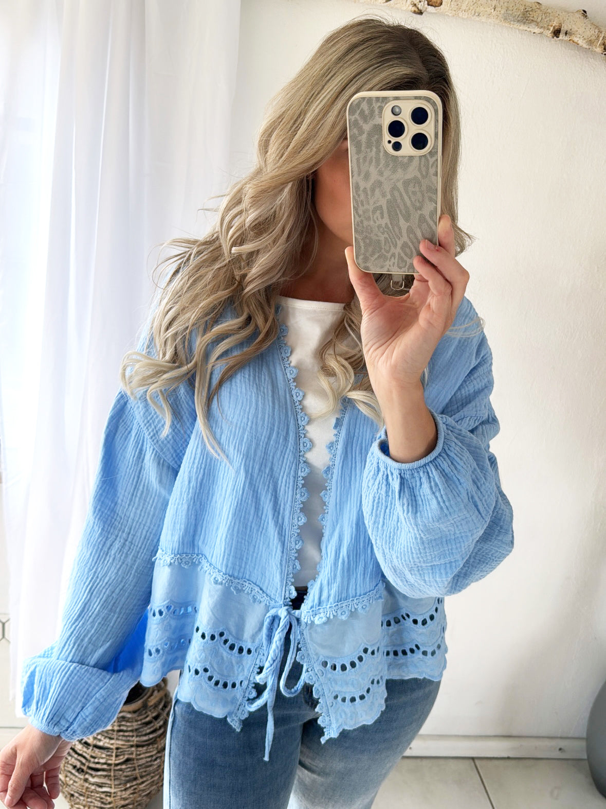 Musselin Bluse mit Lochstickerei
