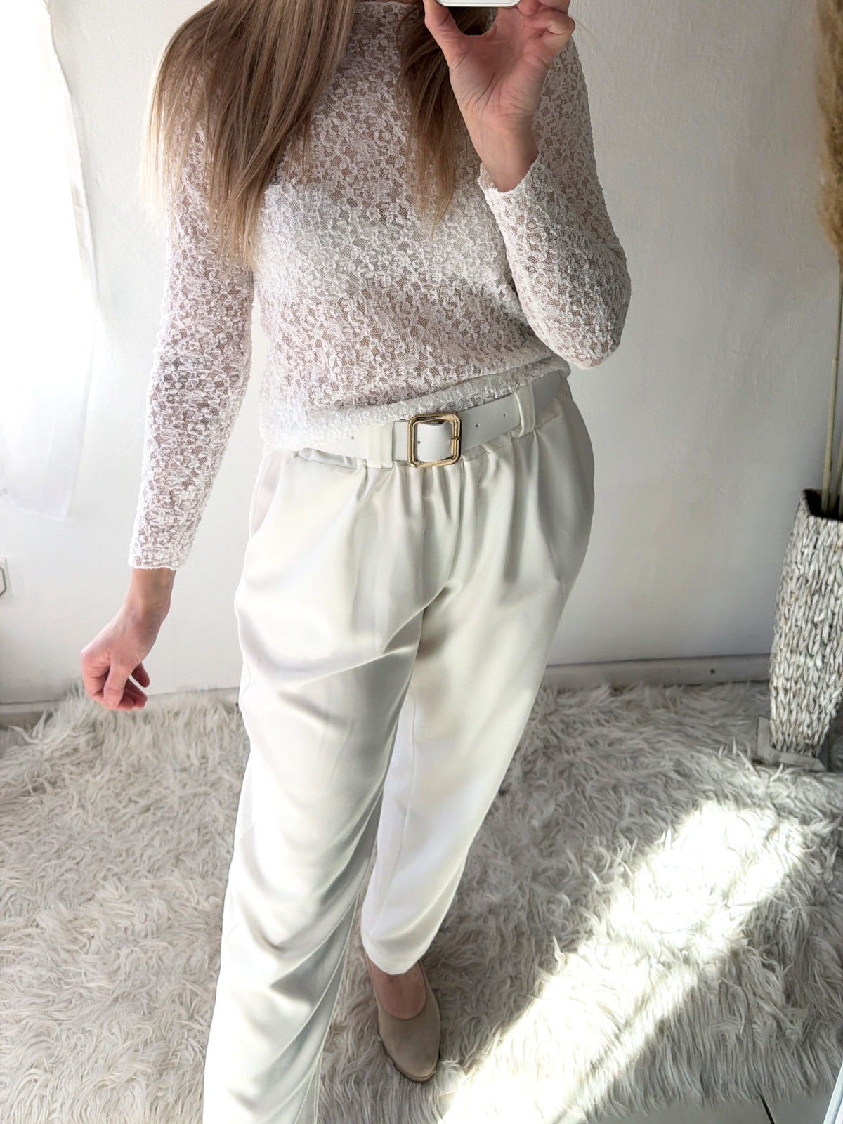 Stoffhose mit Gürtel