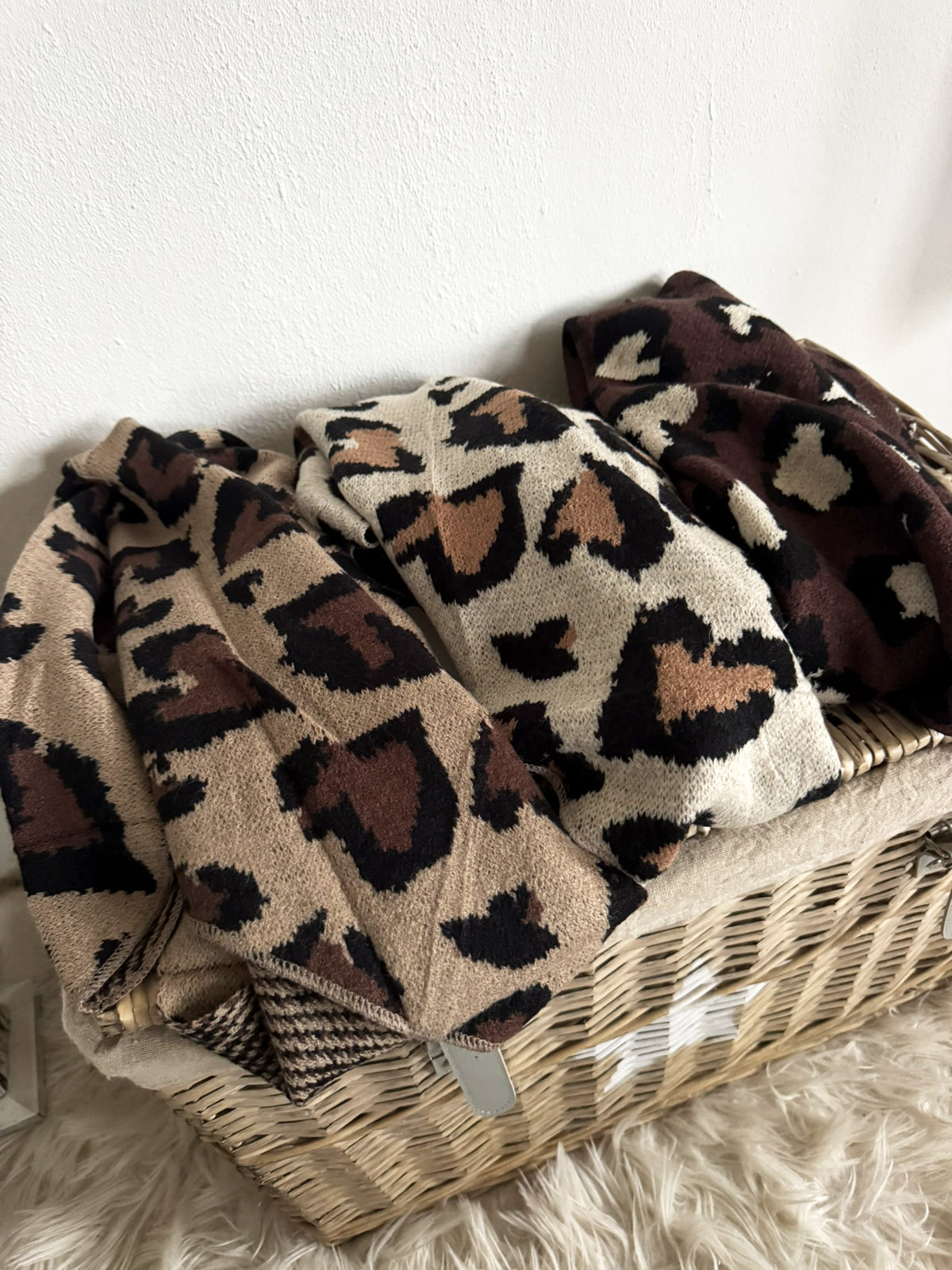 Dreiecksschal Leo Herzchen